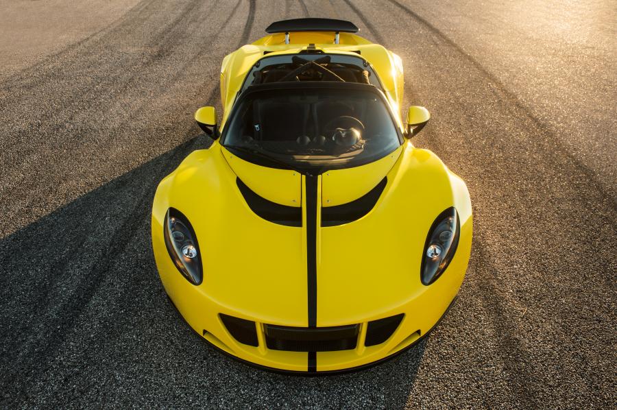  Hennessey Venom GT Spyder 2016 года  (фото 8 из 21)